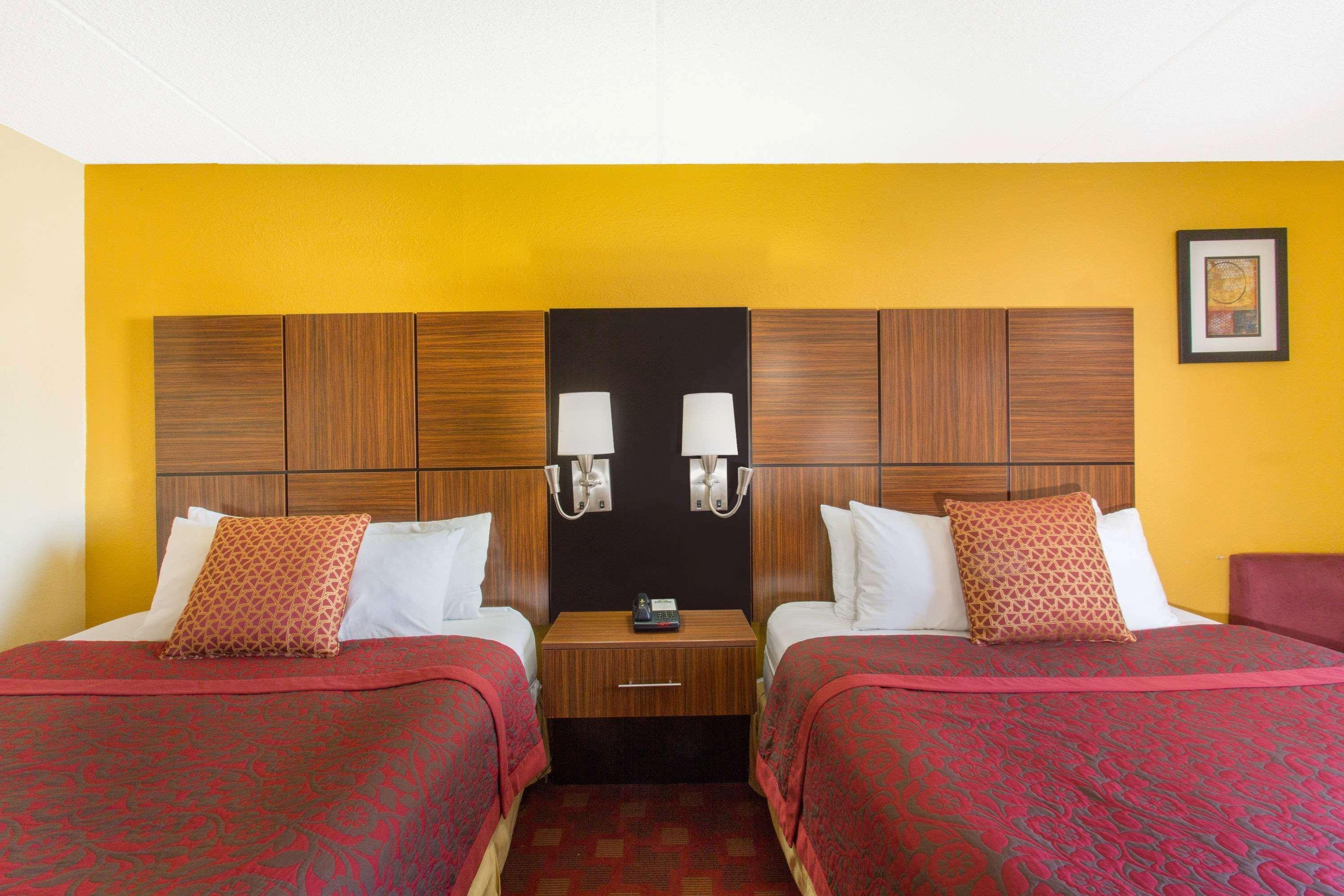 Days Inn By Wyndham Leominster/Fitchburg Area Kültér fotó