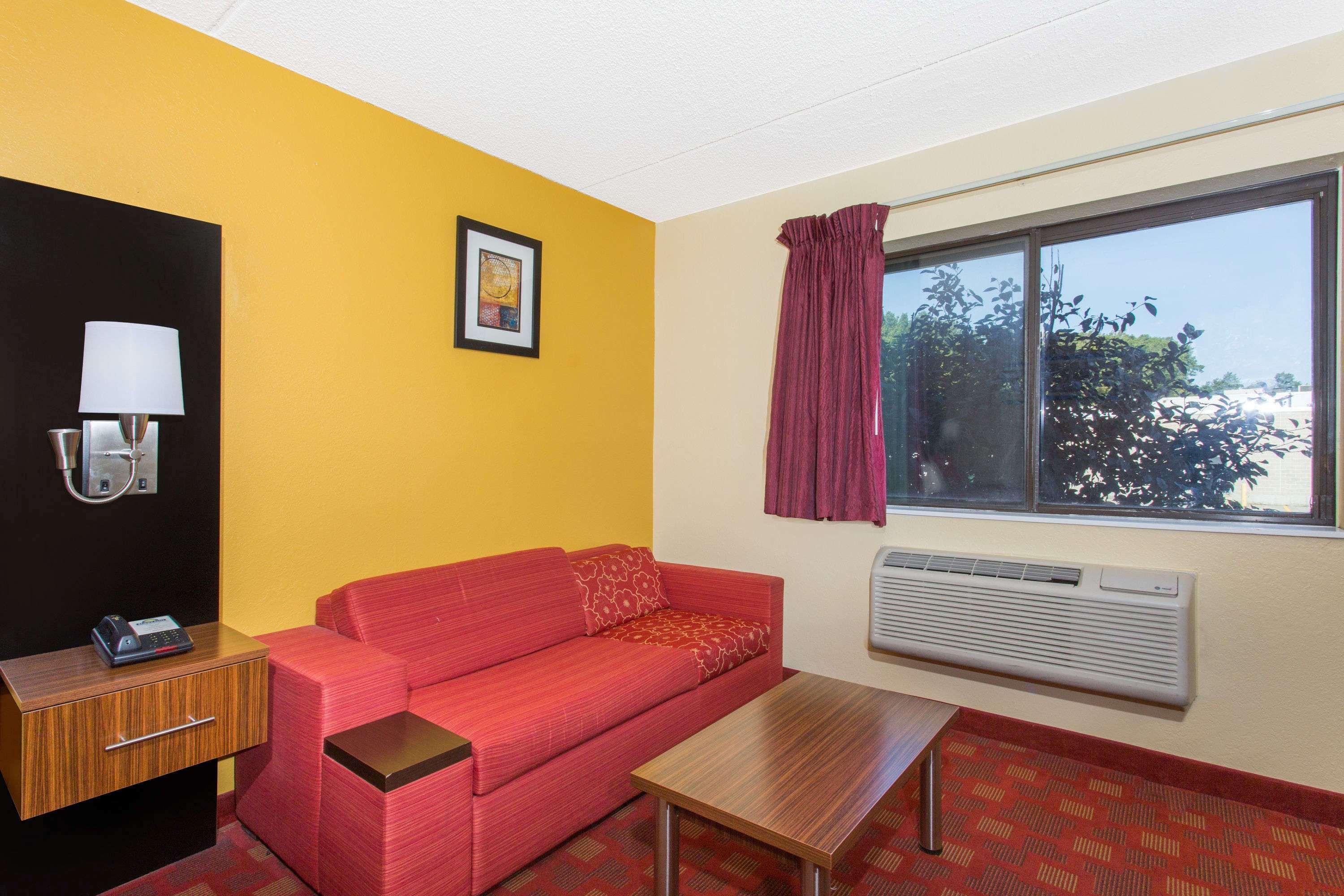 Days Inn By Wyndham Leominster/Fitchburg Area Kültér fotó